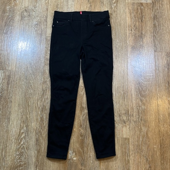 Spanx Black Pull On Skinny Ankle Pants Jeans EUC Stretch Women's Medium M - Picture 2 of 13